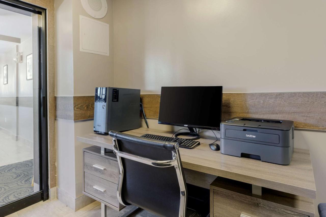 Best Western Plus Brooklyn Bay Hotel Nueva York Exterior foto